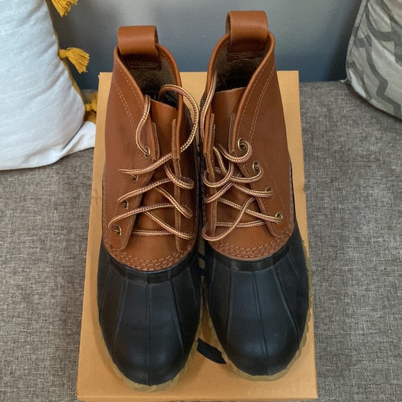 Cabelas Women’s Duck Boots - Picture 4 of 7